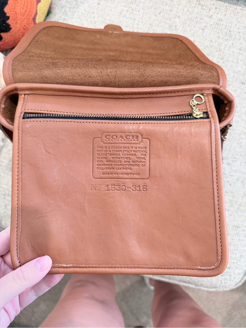 Vintage Coach Bradley Bucket Bag in British Tan Made in USA in 1993 - Picture 10 of 10